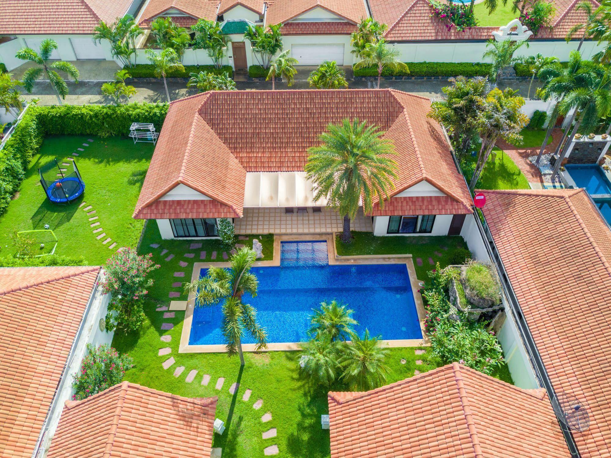 Davinci Pool Villa Паттайя Экстерьер фото